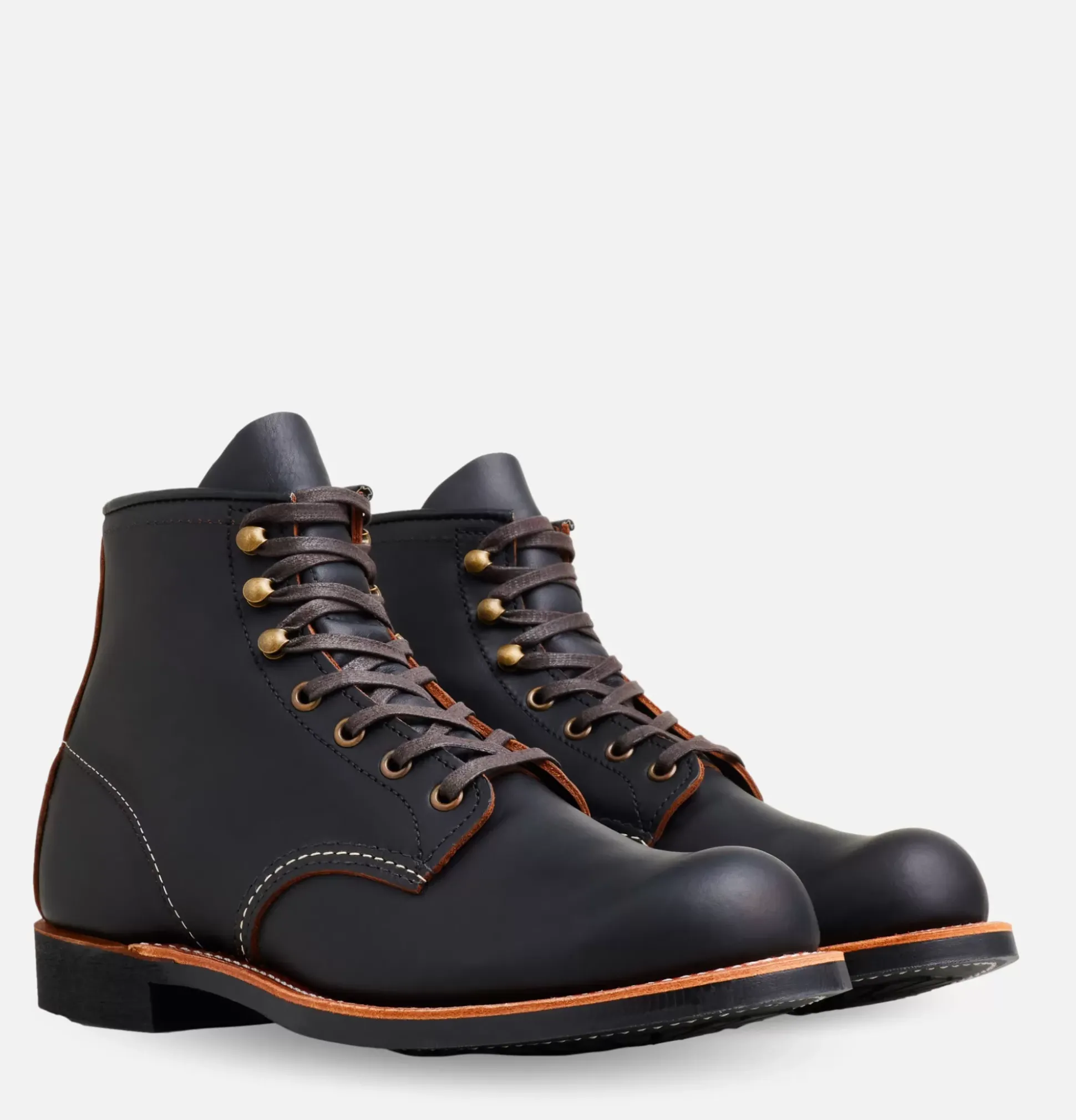 3345 - Blacksmith Black
