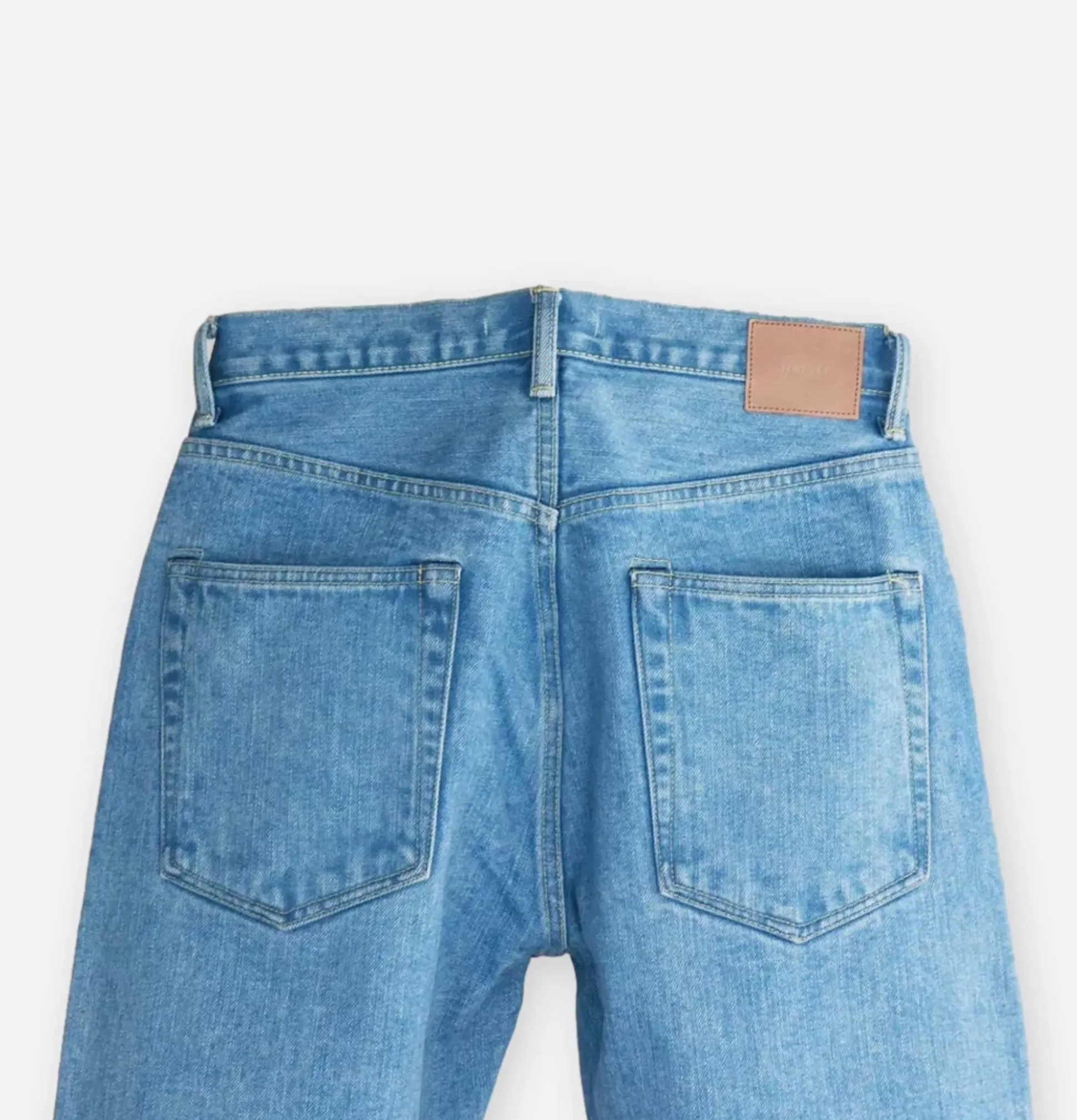 22001 Jean Loose Tapered Ice Blue