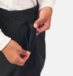 One Tuck Tapered Stretch Black